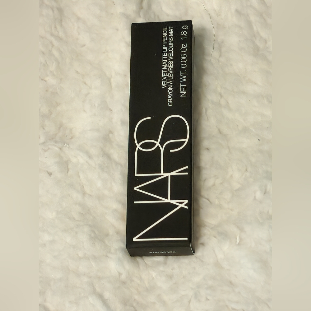 ***READ*** Nars Velvet Matte Lip Pencil